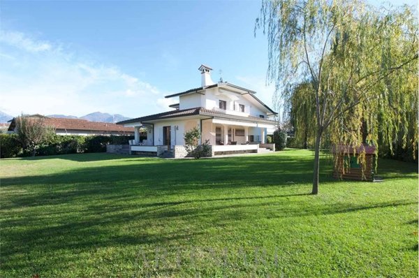 casa indipendente in affitto a Forte dei Marmi