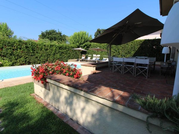 casa indipendente in affitto a Forte dei Marmi