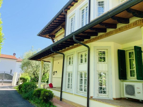 casa indipendente in affitto a Forte dei Marmi