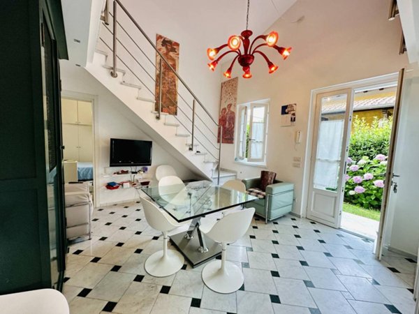 casa indipendente in affitto a Forte dei Marmi in zona Vaiana