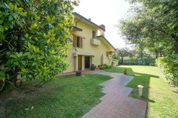 casa indipendente in affitto a Forte dei Marmi