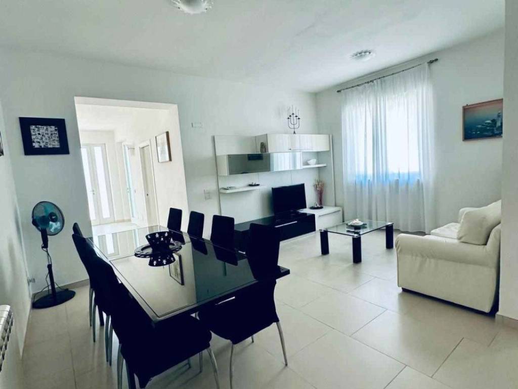 casa indipendente in affitto a Forte dei Marmi in zona Vittoria Apuana