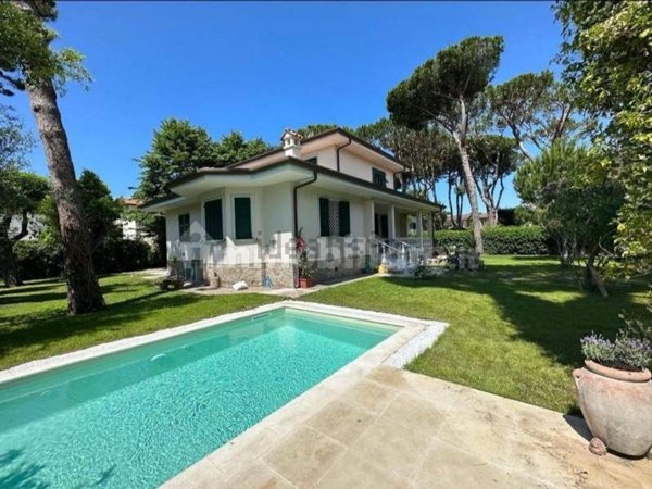 casa indipendente in affitto a Forte dei Marmi