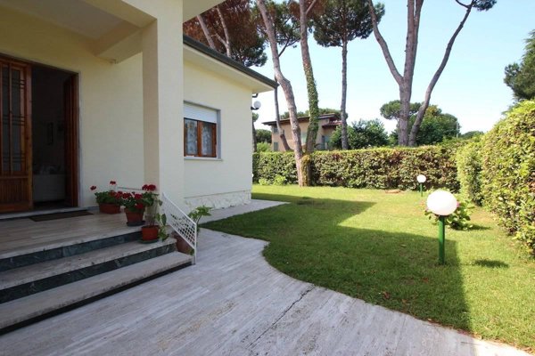 casa indipendente in affitto a Forte dei Marmi