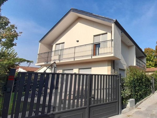casa indipendente in affitto a Forte dei Marmi