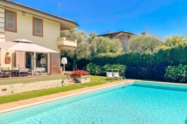 casa indipendente in affitto a Forte dei Marmi