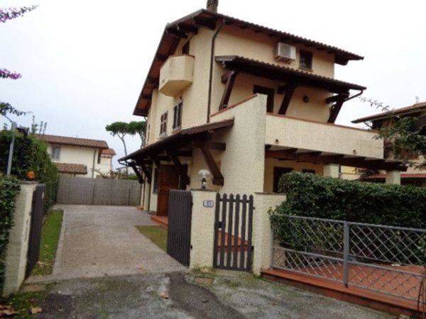 casa indipendente in affitto a Forte dei Marmi