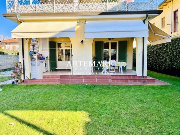 casa indipendente in affitto a Forte dei Marmi