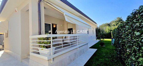 casa indipendente in affitto a Forte dei Marmi
