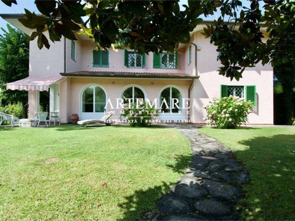 casa indipendente in affitto a Forte dei Marmi