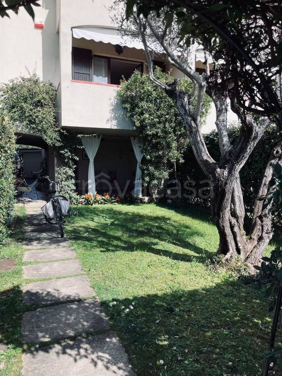 casa indipendente in affitto a Forte dei Marmi
