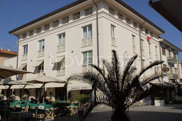 ufficio in affitto a Forte dei Marmi