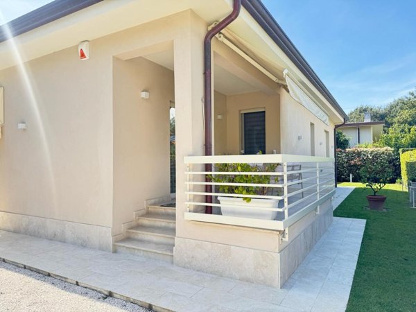 casa indipendente in affitto a Forte dei Marmi