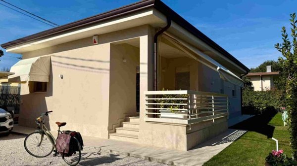 casa indipendente in affitto a Forte dei Marmi