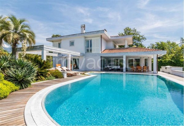 casa indipendente in affitto a Forte dei Marmi