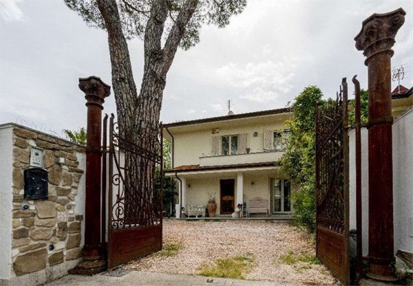casa indipendente in affitto a Forte dei Marmi