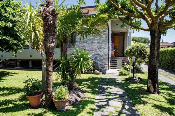 casa indipendente in affitto a Forte dei Marmi