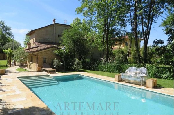 casa indipendente in affitto a Forte dei Marmi in zona Roma Imperiale