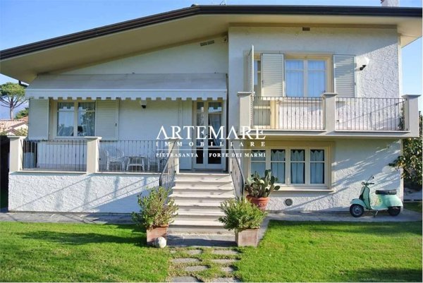 casa indipendente in affitto a Forte dei Marmi