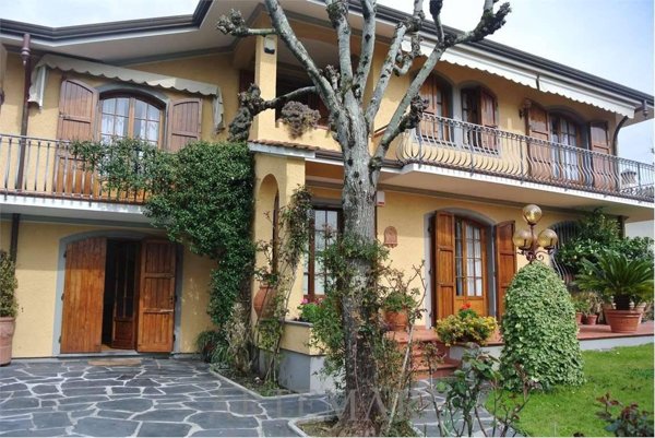casa indipendente in affitto a Forte dei Marmi