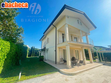 casa indipendente in affitto a Forte dei Marmi
