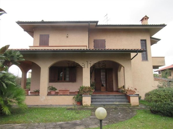casa indipendente in affitto a Forte dei Marmi