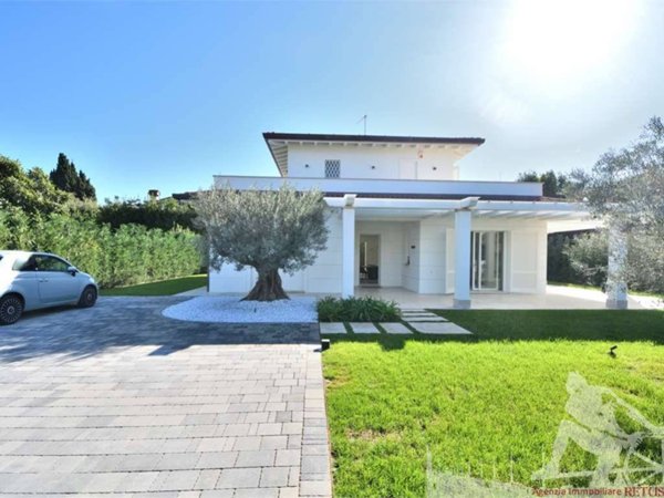 casa indipendente in affitto a Forte dei Marmi