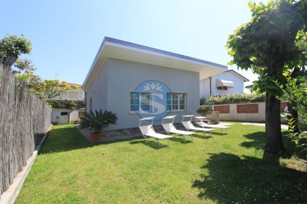 casa indipendente in affitto a Forte dei Marmi