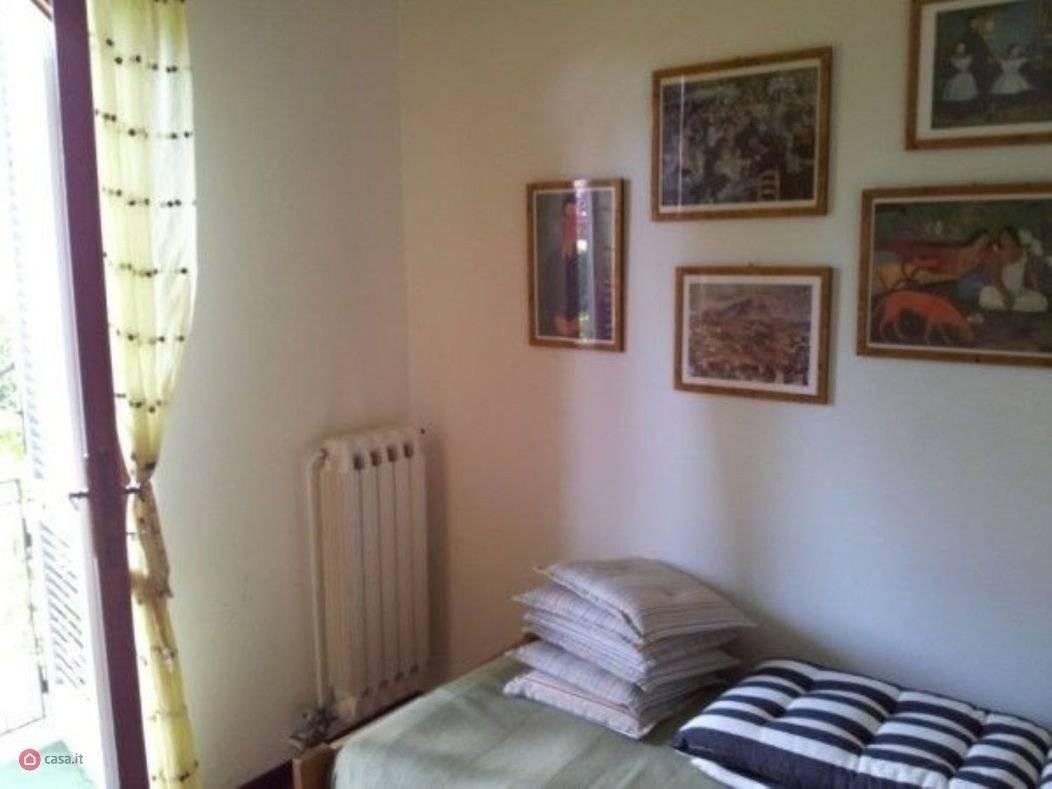 casa indipendente in affitto a Forte dei Marmi in zona Vittoria Apuana