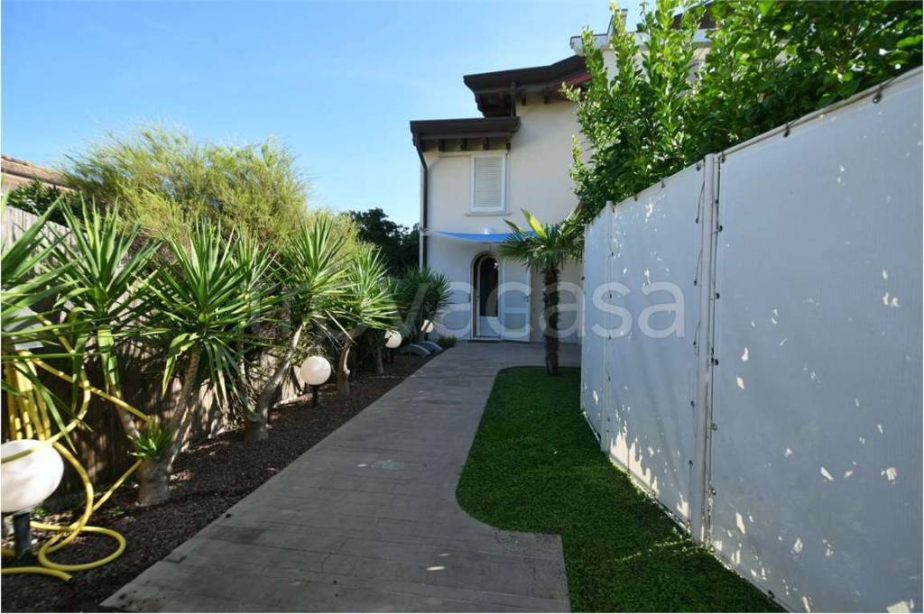 casa indipendente in affitto a Forte dei Marmi