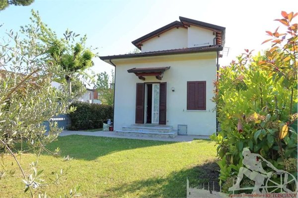 casa indipendente in affitto a Forte dei Marmi