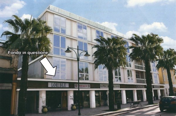 locale commerciale in affitto a Forte dei Marmi
