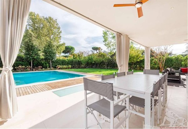 casa indipendente in affitto a Forte dei Marmi