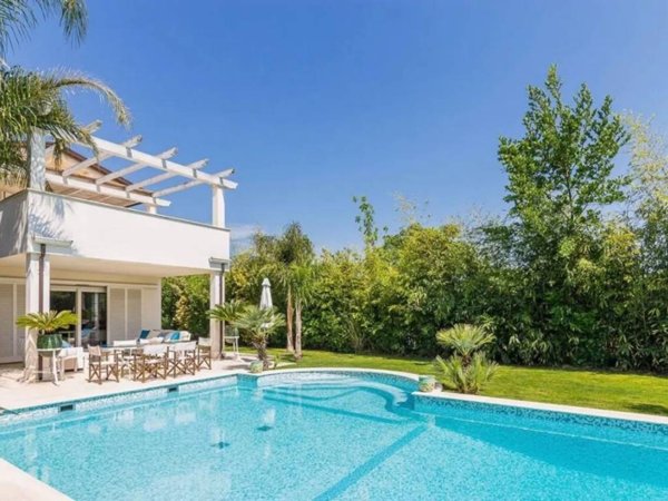 casa indipendente in affitto a Forte dei Marmi in zona Vaiana