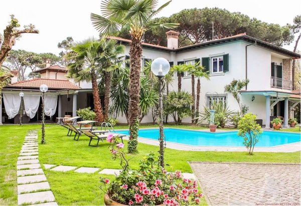 casa indipendente in affitto a Forte dei Marmi