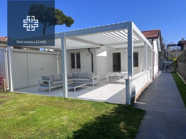 casa indipendente in affitto a Forte dei Marmi