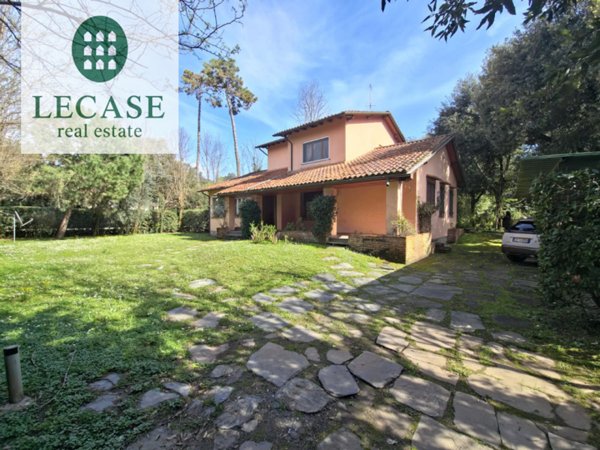 casa indipendente in affitto a Forte dei Marmi in zona Roma Imperiale