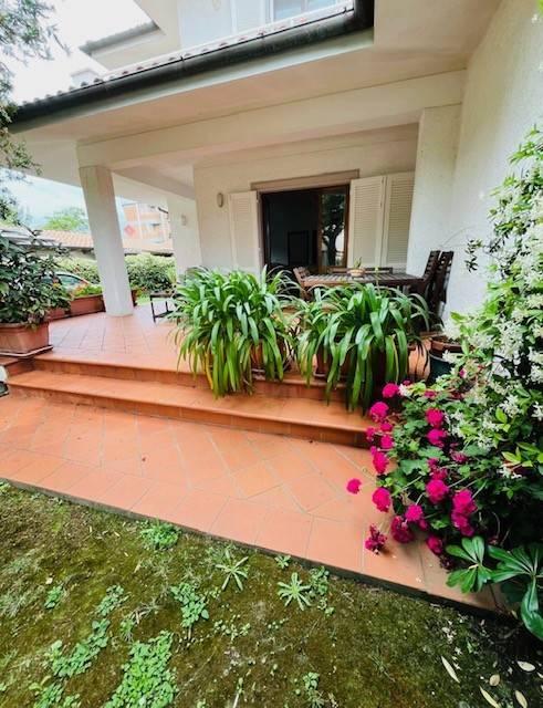 casa indipendente in affitto a Forte dei Marmi