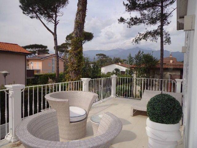 casa indipendente in affitto a Forte dei Marmi in zona Vittoria Apuana
