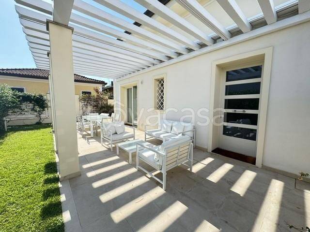 casa indipendente in affitto a Forte dei Marmi