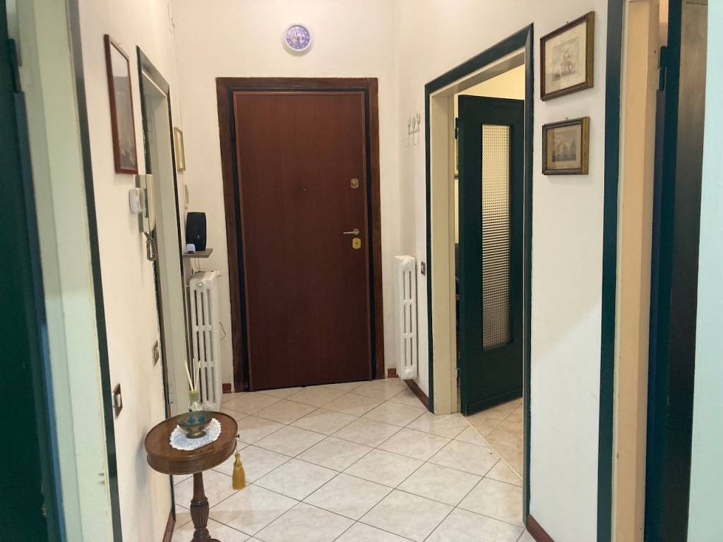 appartamento in affitto a Forte dei Marmi in zona Vittoria Apuana