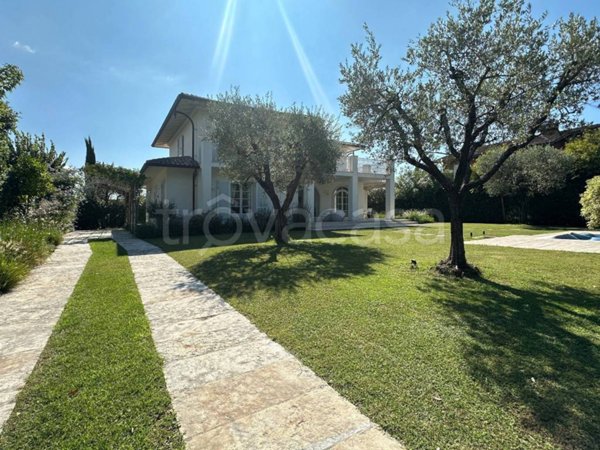 casa indipendente in affitto a Forte dei Marmi