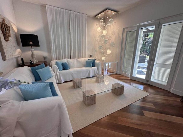 casa indipendente in affitto a Forte dei Marmi