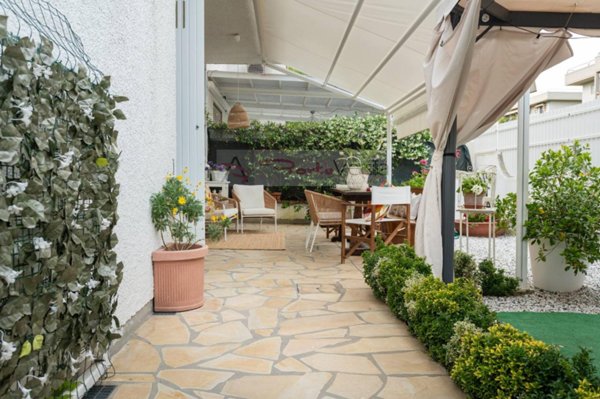casa indipendente in affitto a Forte dei Marmi in zona Roma Imperiale