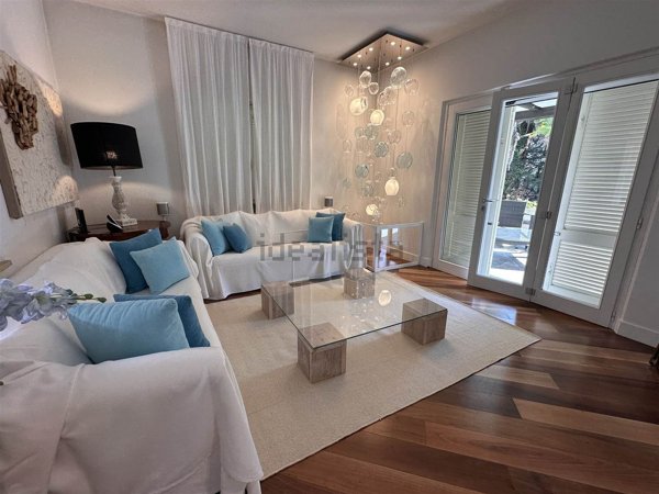 casa indipendente in affitto a Forte dei Marmi