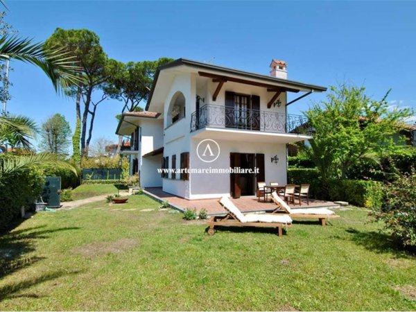 casa indipendente in affitto a Forte dei Marmi