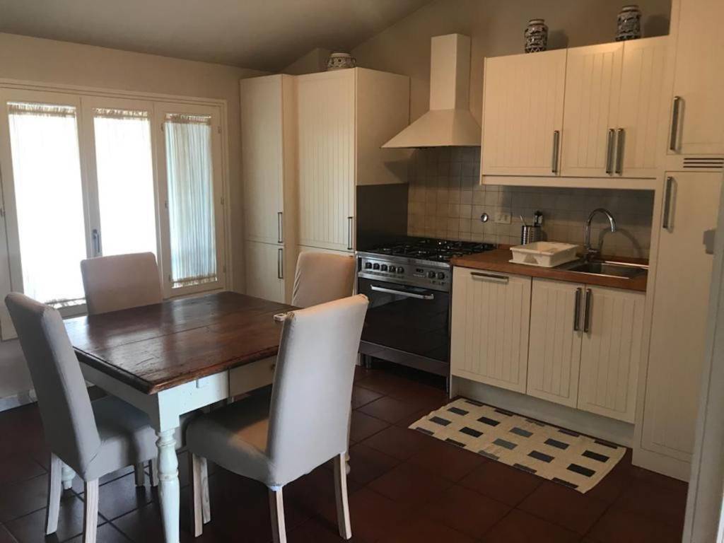 appartamento in affitto a Forte dei Marmi in zona Vittoria Apuana