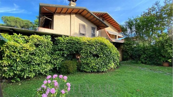 casa indipendente in affitto a Forte dei Marmi