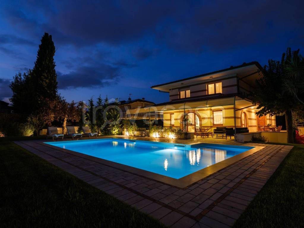 casa indipendente in affitto a Forte dei Marmi