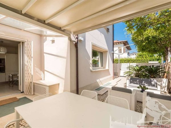 casa indipendente in affitto a Forte dei Marmi